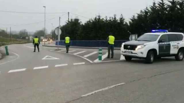 Guardias civiles desplegados durante el estado de alarma por el coronavirus / GUARDIA CIVIL