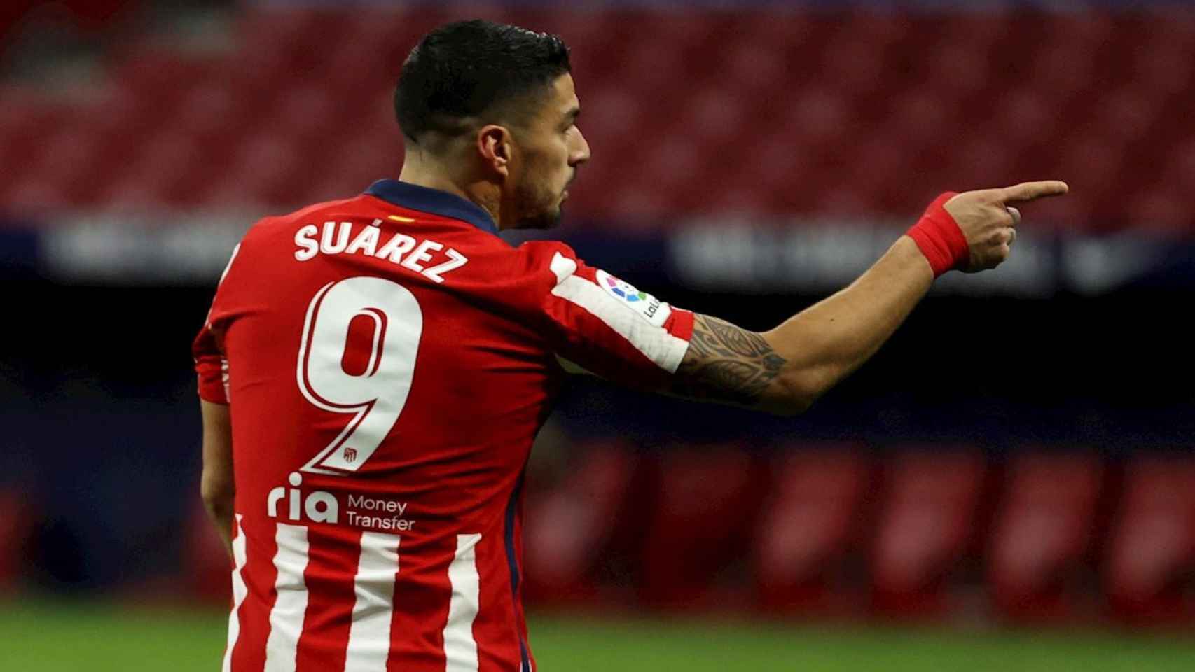 Luis Suárez, en un choque con el Atlético | EFE