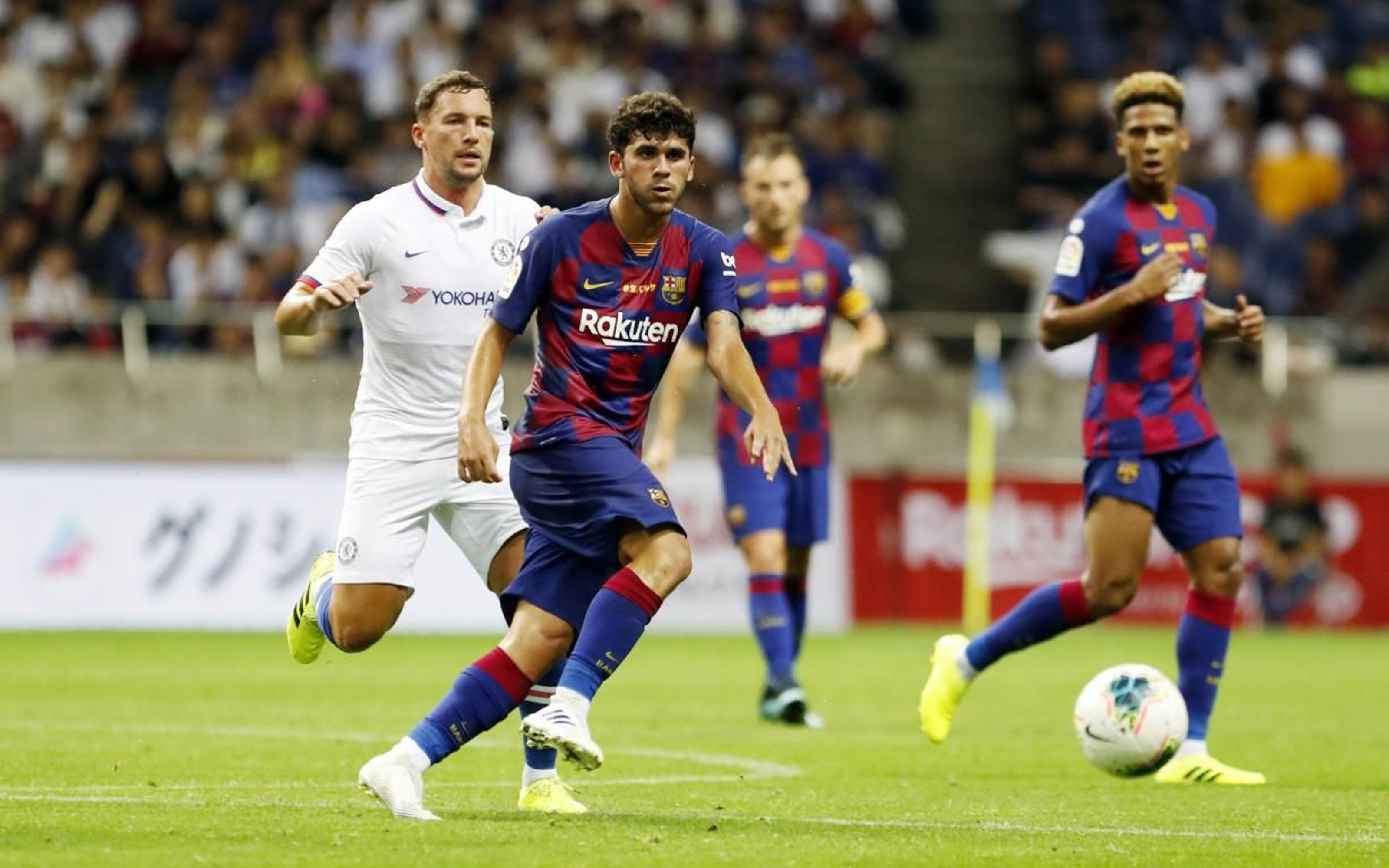 Carles Aleñá jugando contra el Chelsea / FC Barcelona
