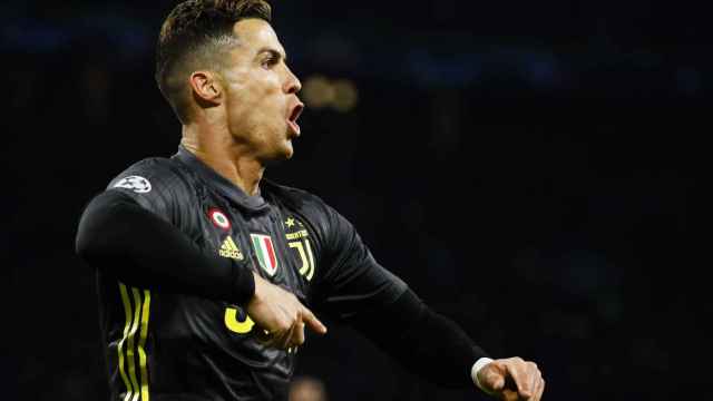 Una foto de Cristiano Ronaldo celebrando un gol durante el Juventus - Ajax / EFE