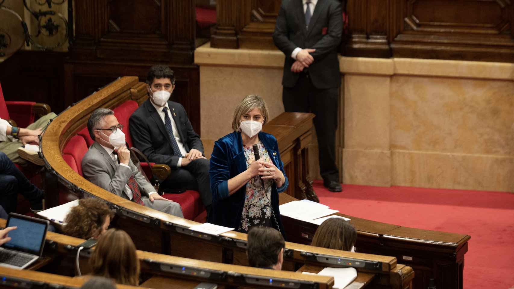 Alba Vergés durante una intervención en el Parlament / DAVIZ ZORRAKINO (EUROPAPRESS)