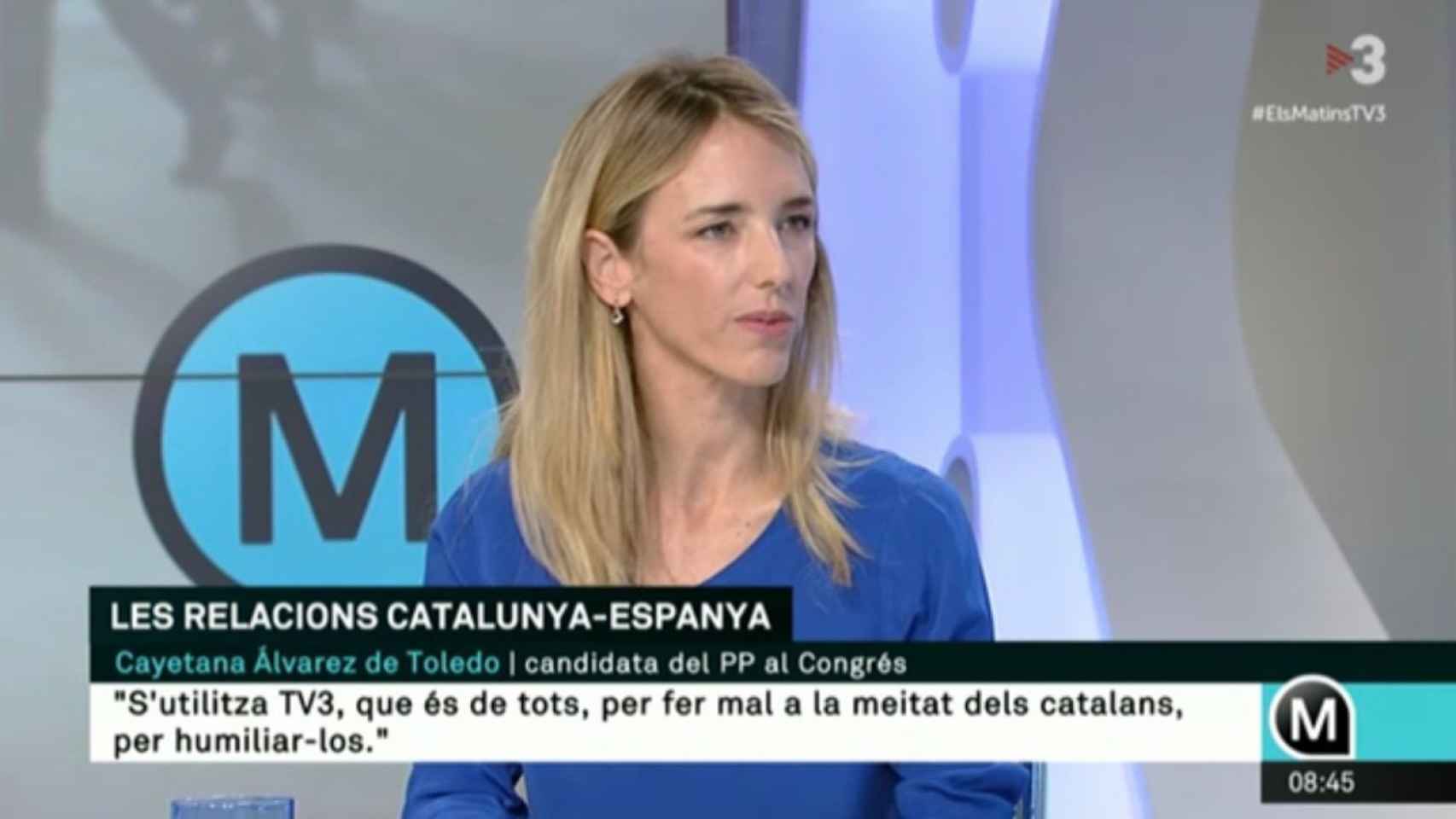 Captura de pantalla a la candidata del PP por Barcelona, Cayetana Álvarez de Toledo, en la entrevista de 'Els Matins' / TV3