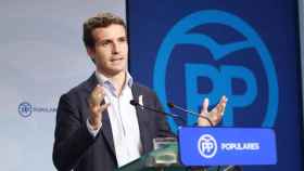 El líder del PP, Pablo Casado, quiere acabar con el requisito lingüístico en las comunidades bilingües / EUROPA PRESS