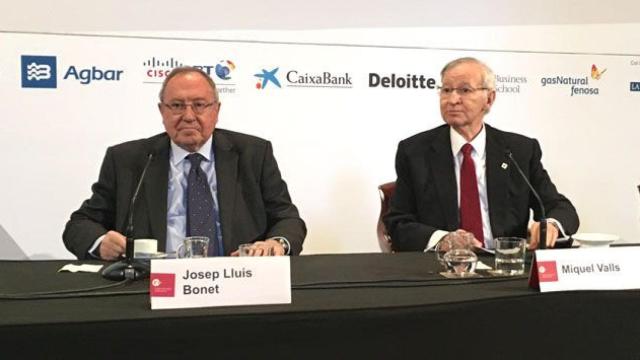 Josep Lluís Bonet (i), presidente de Fira Barcelona, que ha hablado del riesgo de destrucción de Cataluña, y Miquel Valls (d), presidente de la Cámara de Comercio de Barcelona / CG