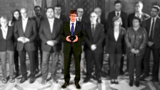 Fotografia facilitada por la Generalitat de la declaración del president catalán Carles Puigdemont y su gobierno / CG