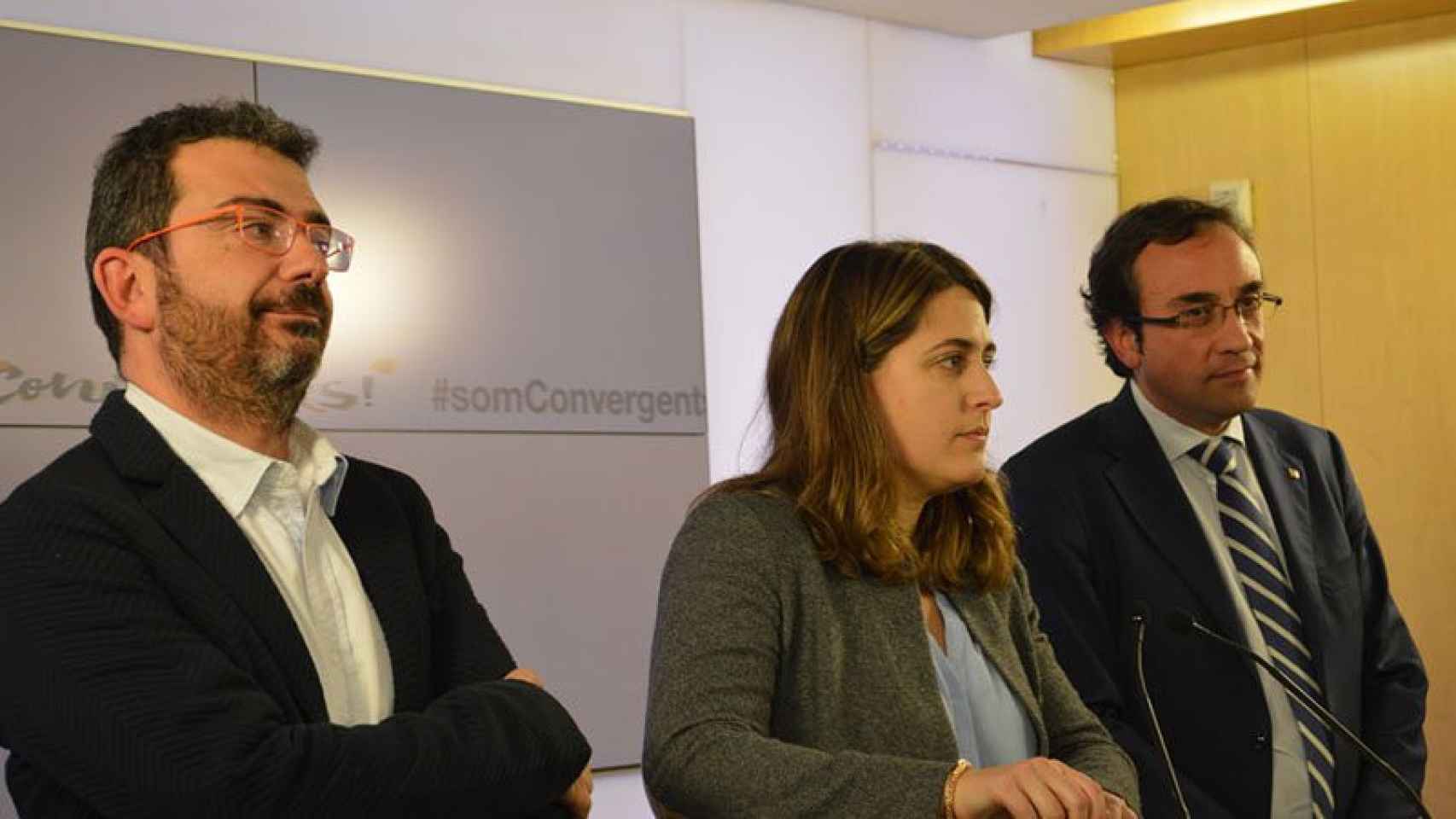 Francesc Sánchez, Marta Pascal y Josep Rull, de izquierda a derecha, en la sede de Convergència.