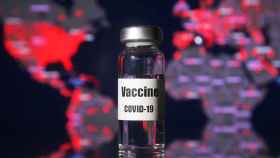 Vial de la vacuna contra el Covid-19 de la farmacéutica AstraZeneca / EP