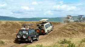 Varios vehículos de safari, en una imagen de archivo / PIXABAY