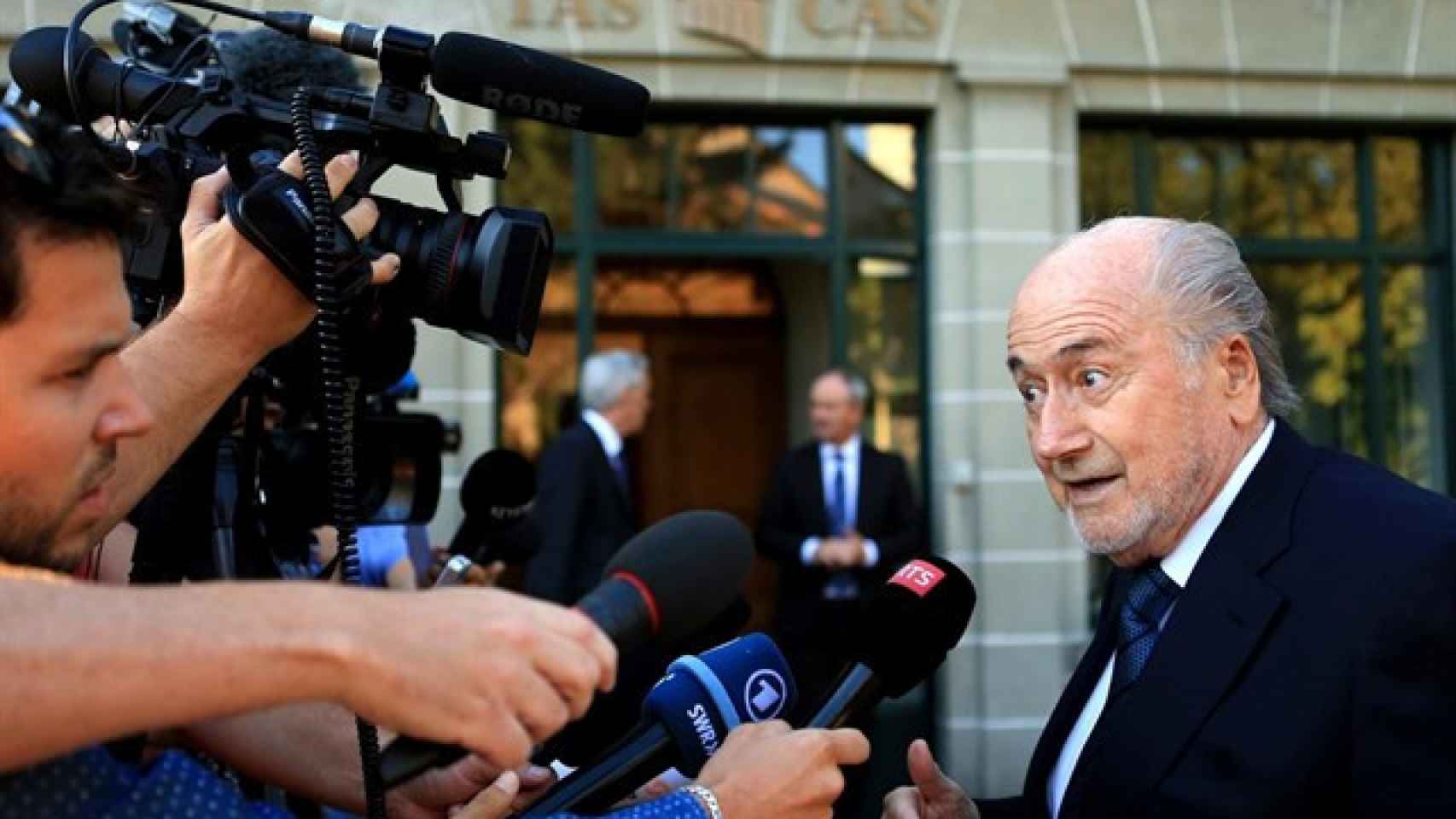 El expresidente de la FIFA Joseph Blatter, en su llegada al TAS.
