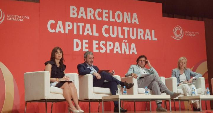 Los participantes en el debate Barcelona, capital cultural / CLAC