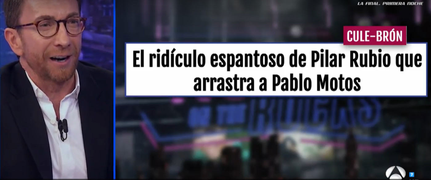 Pablo Motos se ríe de uno de los titulares de Culemanía en El Hormiguero