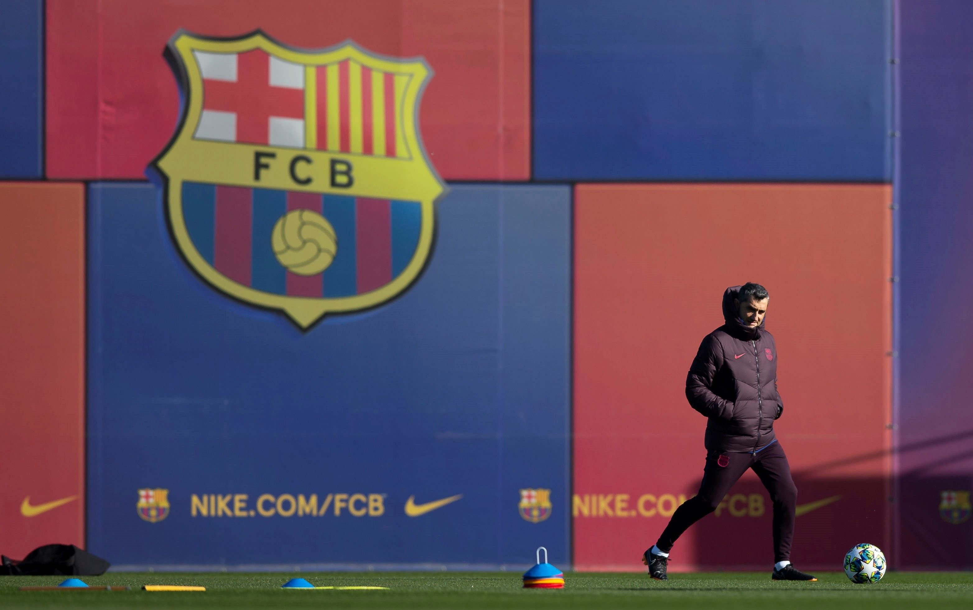 Valverde en un entrenamiento del Barça / EFE