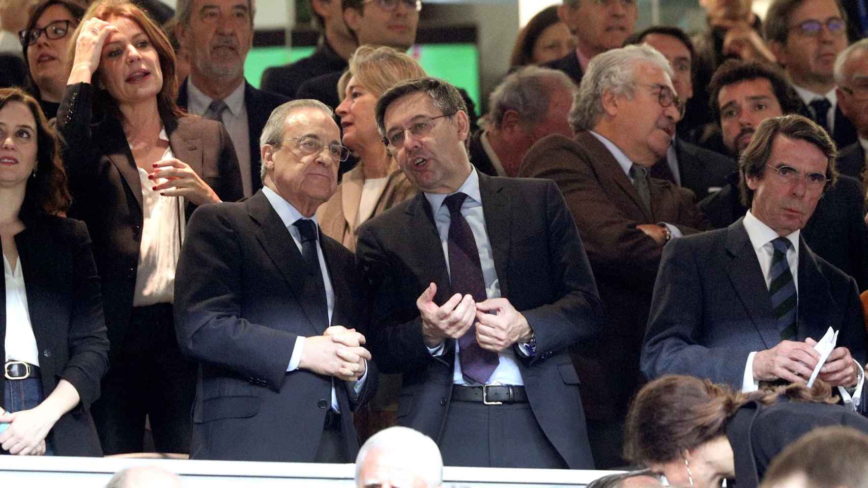 Bartomeu y Florentino Pérez en el Santiago Bernabéu / EFE