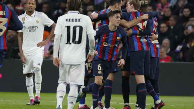 Celebración del primer gol del Barça ante el Real Madrid / EFE