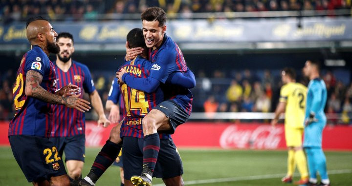 Una foto de Philippe Coutinho y Malcom celebrando el gol ante el Villarreal / EFE