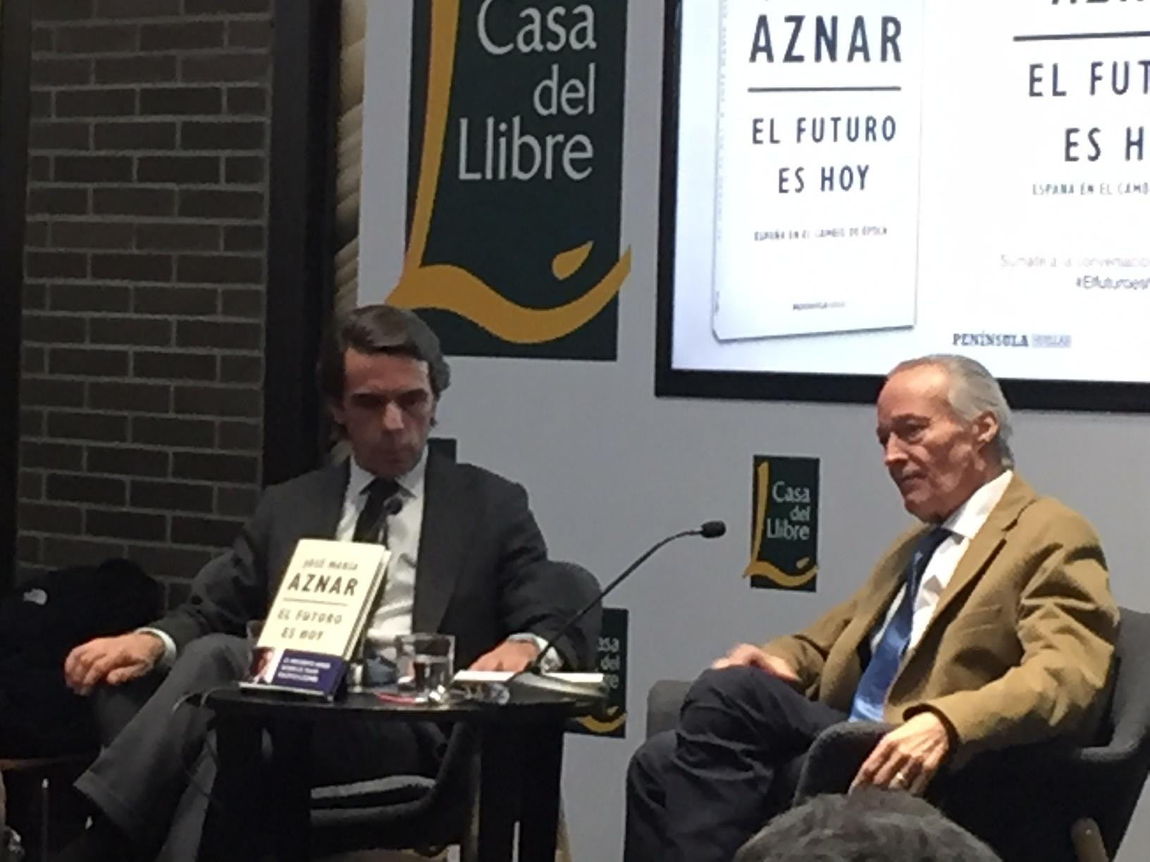José María Aznar y Josep Piqué, en la presentación del libro 'El futuro es hoy' /CG