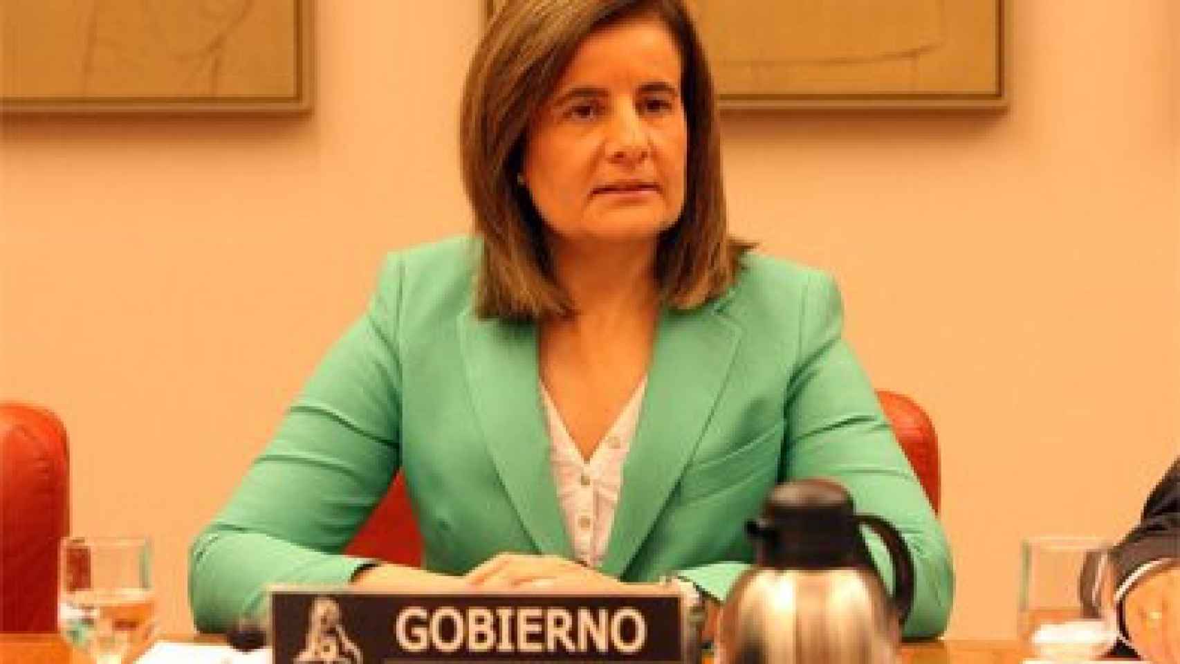 La ministra de Empleo y Seguridad Social, Fátima Báñez, en su comparecencia de este martes en la comisión del Congreso