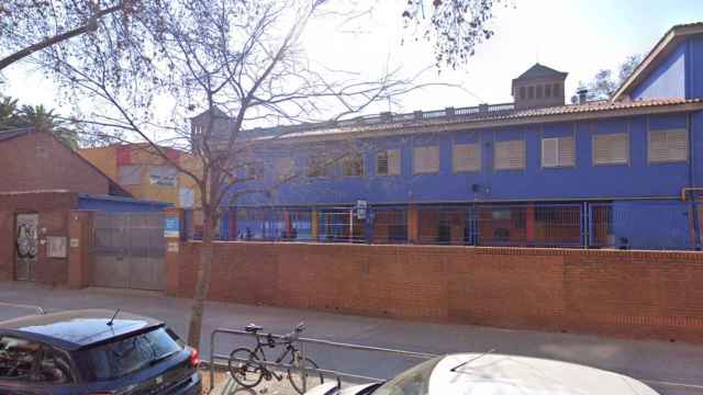 Escuela pública Antoni Brusi, ubicada en el entorno del Fort Pienc y la Villa Olímpica de Barcelona / GOOGLE STREET VIEW