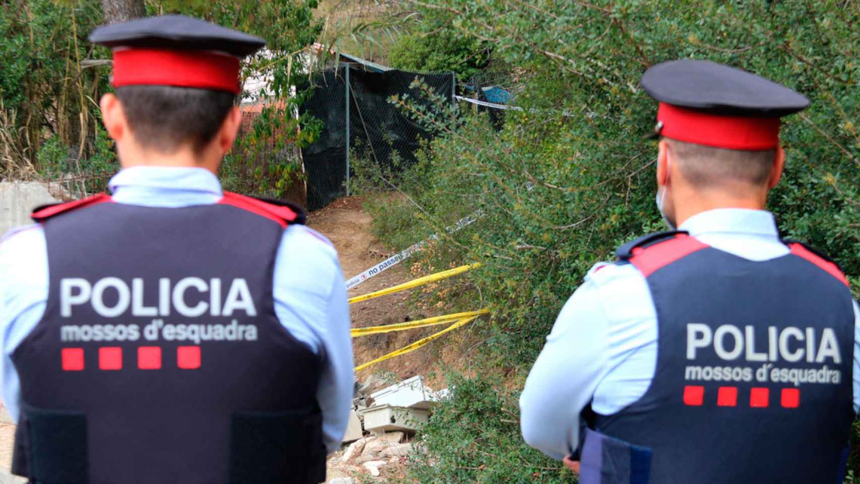 Dos Mossos d'Esquadra, durante un operativo de seguridad ciudadana / EP