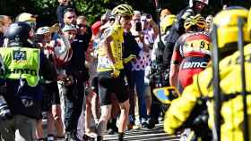 El ciclista Christopher Froome corre hacia la meta en la etapa 12 del Tour de Francia.