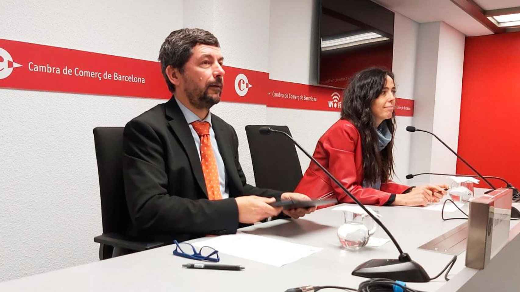 Joan Canadell, presidente de la Cámara de Comercio de Barcelona, con Mònica Roca, portavoz del ente empresarial / CG