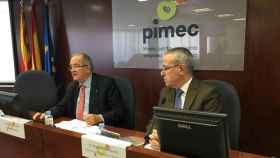 El presidente de Pimec, Josep González (i), y el director de estudios de la patronal, Modest Guinjoan (d), en la presentación de la encuesta de clima económico / CG
