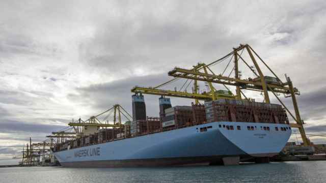 Las empresas sopesan operar en puertos internacionales durante la huelga de estibadores