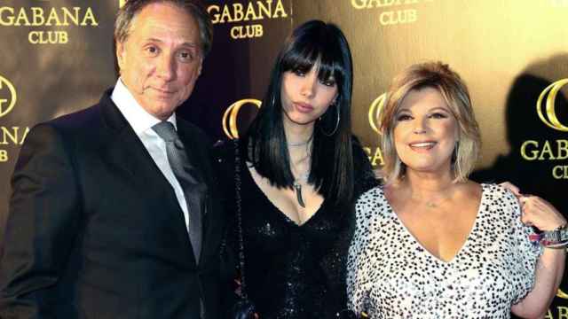 Terelu campos junto a su ex marido e hija