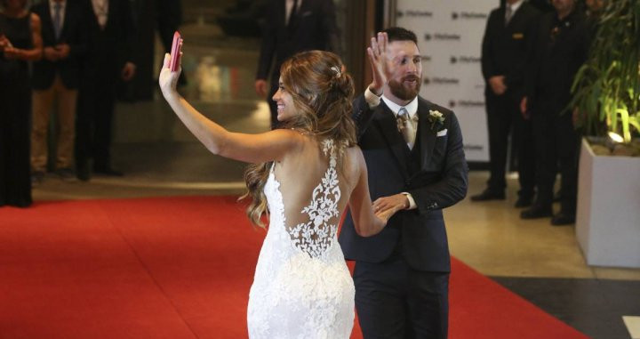 Messi y Antonella Roccuzo el día de su boda