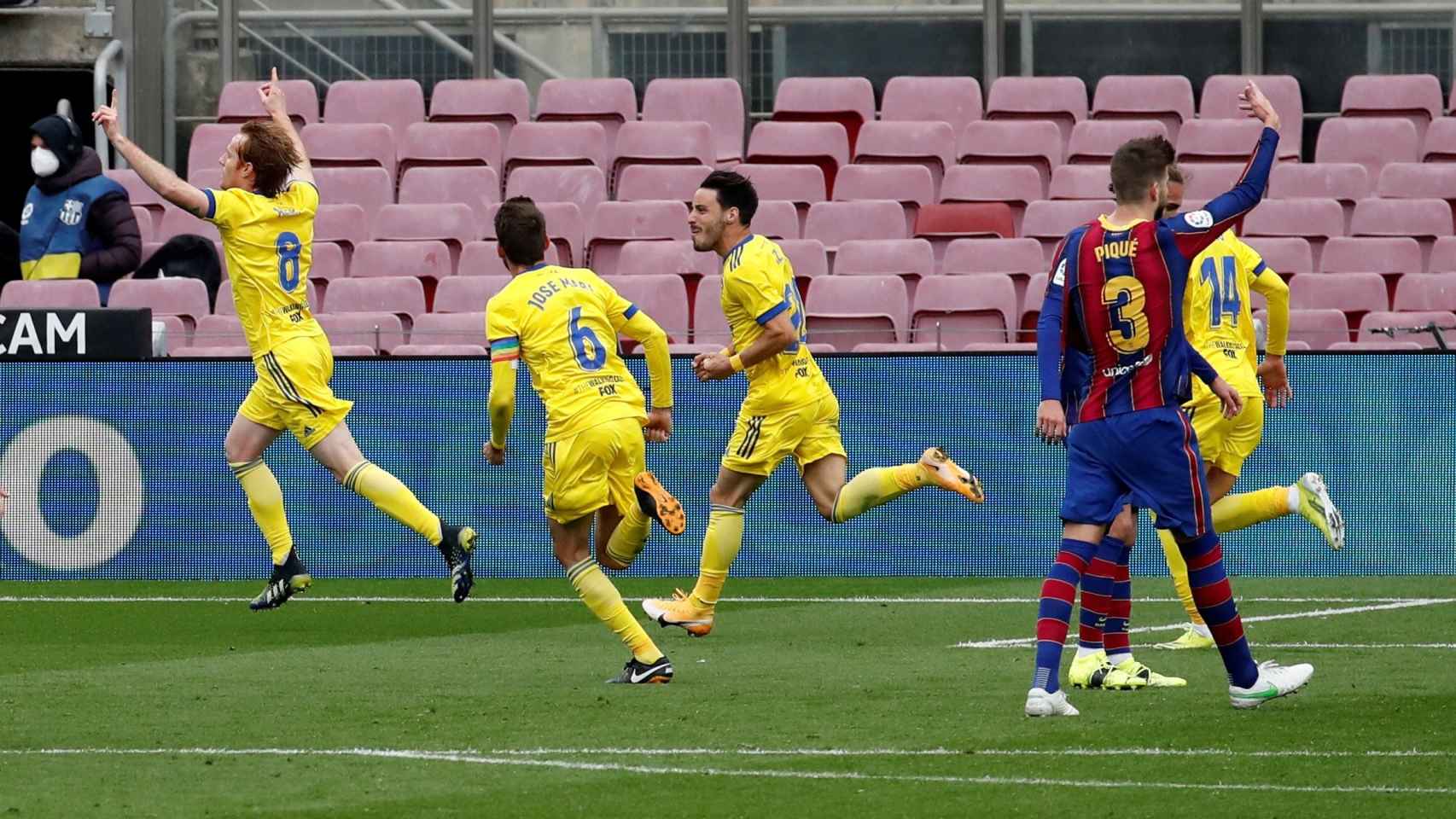 Gol del Cádiz contra el Barça en el Camp Nou / EFE