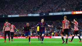 Messi celebrando un gol en una final de Copa contra el Athletic / EFE