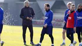 Setién y Messi en un entrenamiento del Barça / FC Barcelona