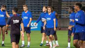 Los jugadores del FC Barcelona en un entrenamiento en Japón EFE