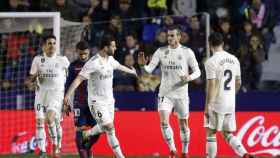 Gareth Bale celebrando su gol contra el Levante / EFE
