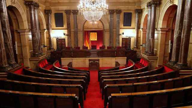 El hemiciclo del Parlament vacío, donde se produjo el pleno los días 6 y 7 de septiembre de 2017 / EFE
