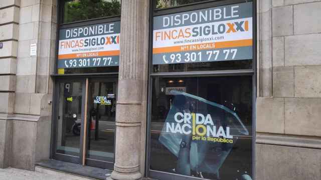Crida Nacional per la República, el movimiento transversal creado por Carles Puigdemont para reordenar el espacio neoconvergente, abandona la sede de la calle Llúria de Barcelona / CG