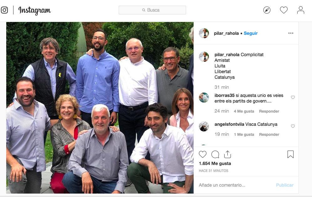 Foto que Pilar Rahola ha colgado en su Instagram en la que aparecen Carles Puigdemont, Jami Matamala, Jaume Alonso-cuevillas,Valtònyc, Jordi Puigneró y Lluís Puig / INSTAGRAM