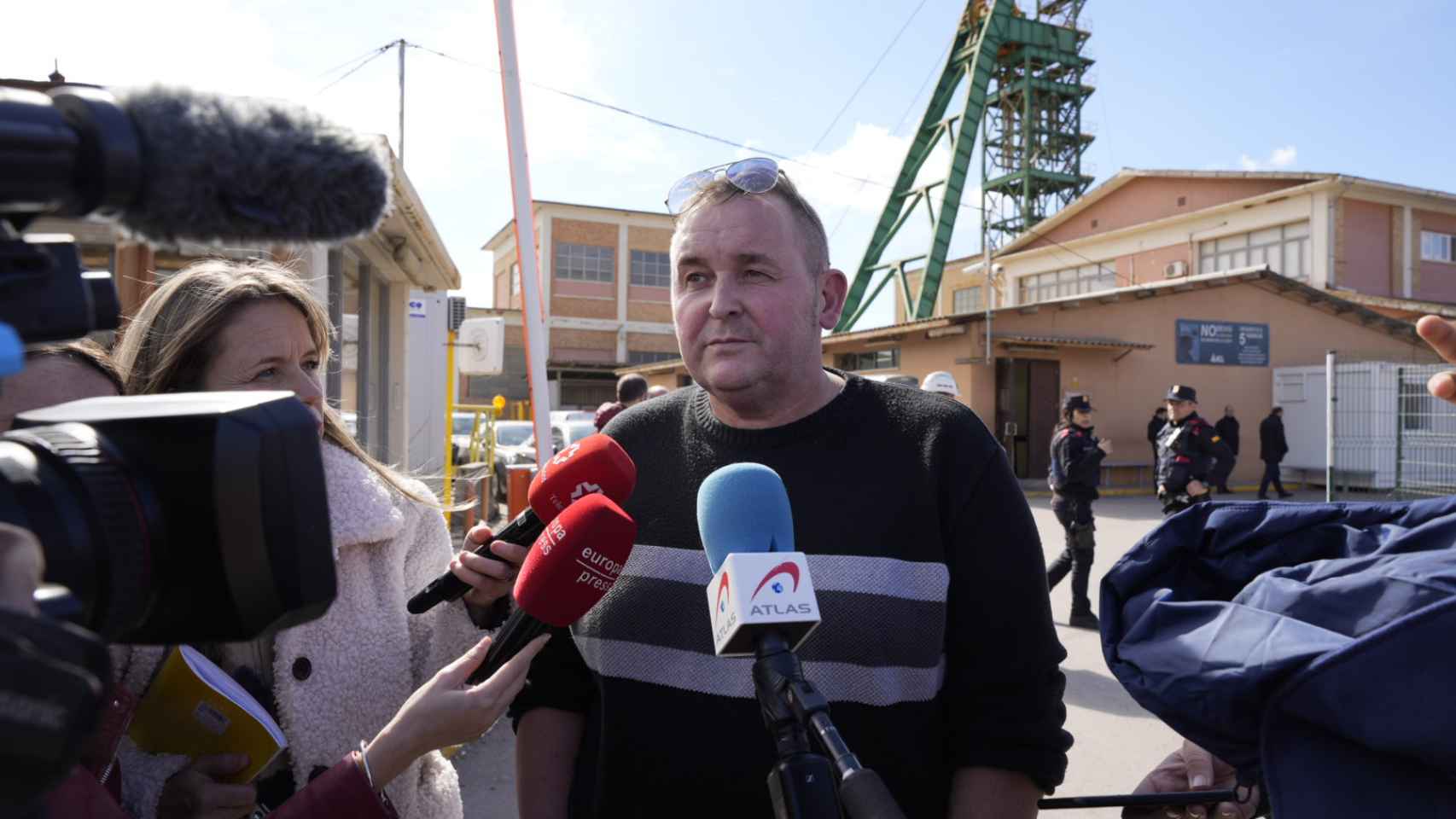 Carlos, operario de la mina en la que este jueves ha colapsado una galería / LUIS MIGUEL AÑÓN - CRÓNICA GLOBAL