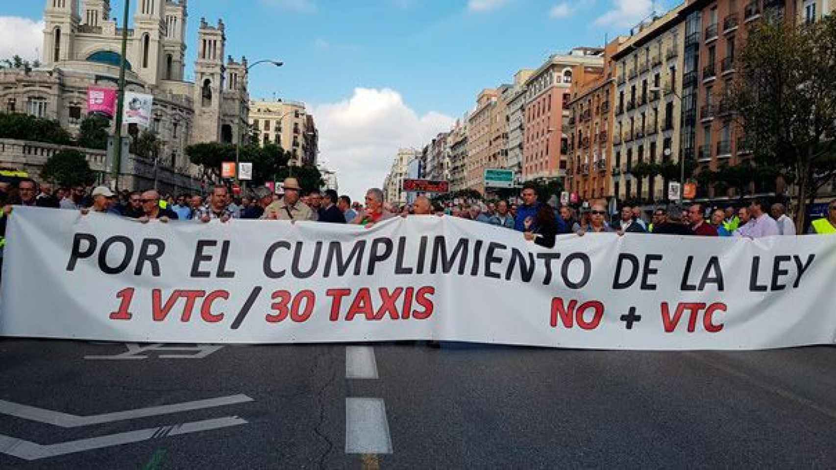 Los taxistas de Madrid protestan contra la competencia desleal de las VTC en una imagen de archivo / CG