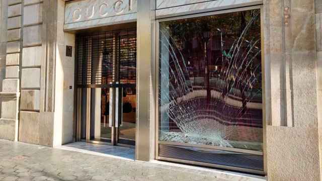 Imagen de un robo en la tienda Gucci de Paseo de Gràcia en 2018 / CG