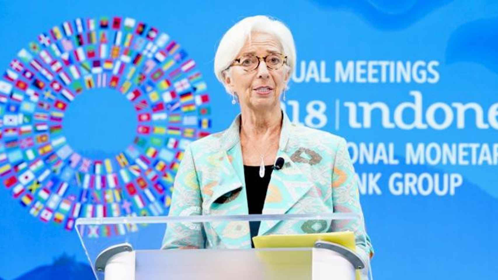 Christine Lagarde, la presidenta del FMI en la rueda de prensa para comunicar las nuevas previsiones macroeconómicas mundiales / FMI