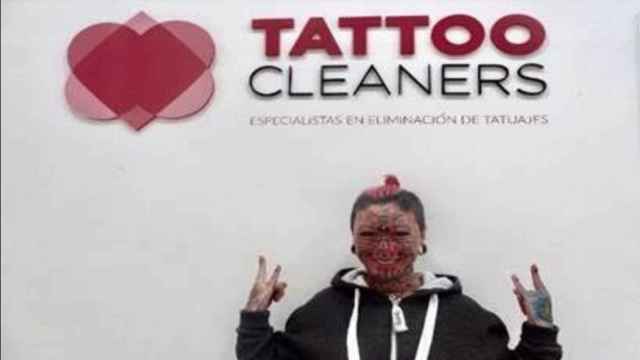 La mujer más tatuada de Europa quiere borrarse los tatuajes