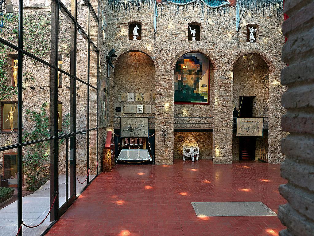 Interior del Museo de Figueres, el lugar en el que se expone 'La Galarina' / José Luis Filpo Cabana - CREATIVE COMMONS 1.0