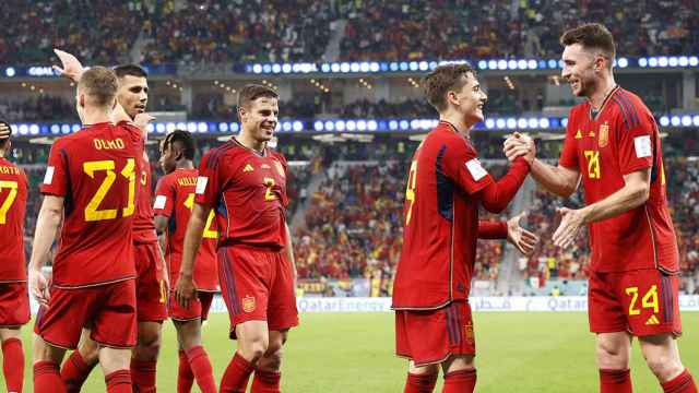 La celebración de los jugadores de la España de Luis Enrique tras ganar a Costa Rica / EFE