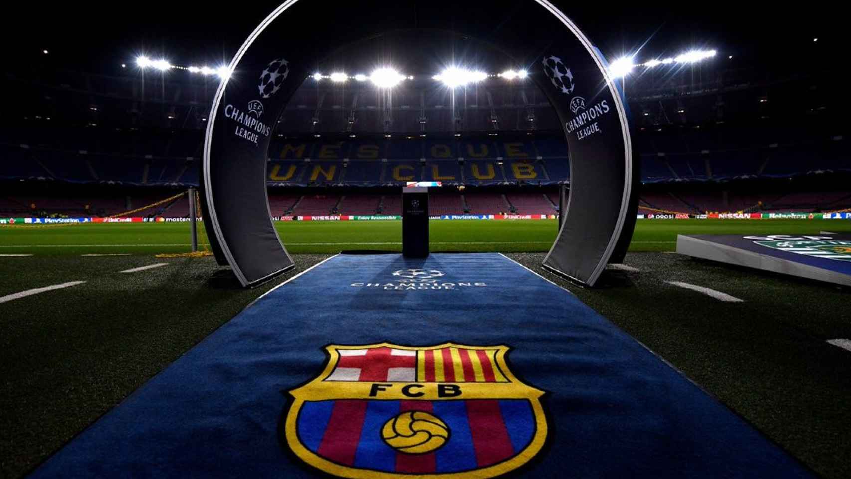 El Camp Nou de gala para un partido de grupos del Barça en Champions League / UCL