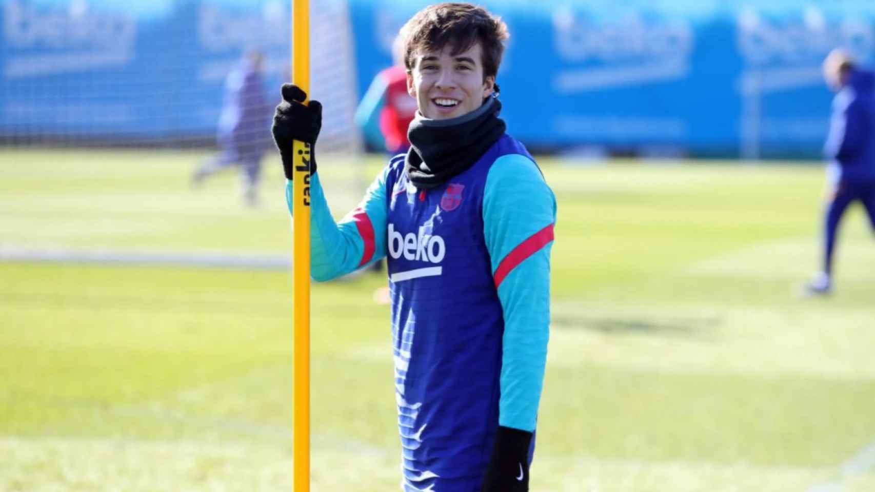 Riqui Puig en un entrenamiento con el Barça / FC Barcelona