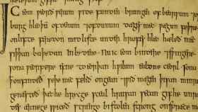 Primer plano de una de las páginas del 'Manuscrito de Exeter'