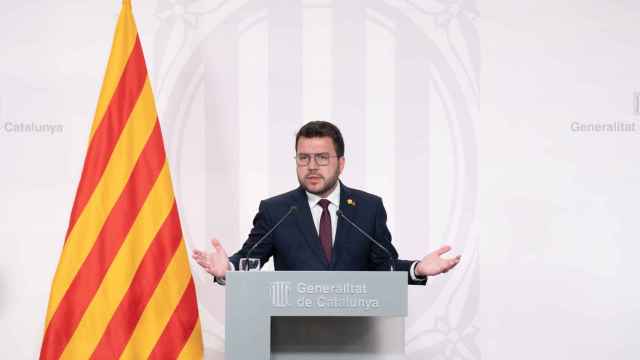 El presidente de la Generalitat de Cataluña, Pere Aragonès, durante su rueda de prensa en el Palau de la Generalitat / David Zorrakino - EUROPA PRESS