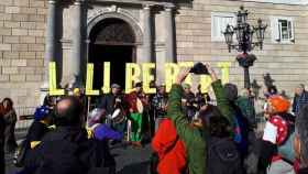Manifestación de los independentistas de la ANC ante el Palau de la Generalitat / EUROPA PRESS