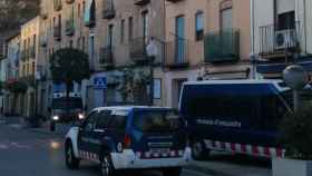 Imagen de los Mossos d'Esquadra durante un dispositivo policial, como el que están llevando a cabo en El Prat contra el tráfico de marihuana / MOSSOS